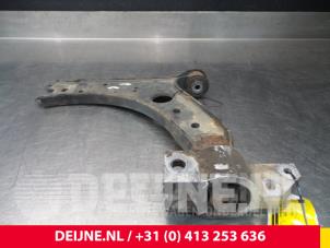 Volkswagen Golf Front lower wishbone, left O71772 photo 2