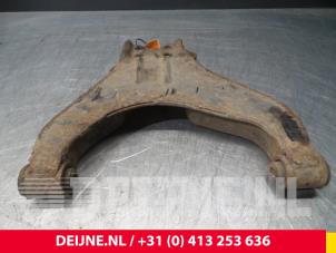 Nissan Cab Star Querlenker unten links vorne O71818 foto 2