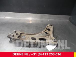Nissan Primastar Draagarm onder links-voor O71823 foto 2