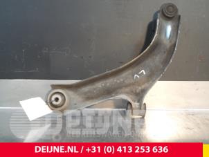 Renault Clio Draagarm onder links-voor O71875 foto 2
