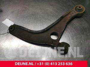 Renault Master Querlenker unten links vorne O71882 foto 2