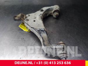 Toyota Dyna Draagarm onder links-voor O71894 foto 2