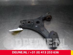Mercedes B-Klasse Front lower wishbone, right O71932 photo 2