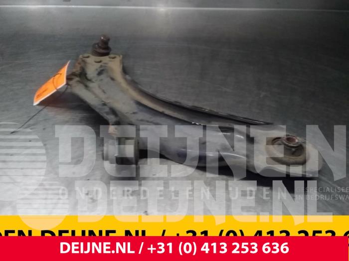Mercedes Citan Draagarm onder rechts-voor O71937
