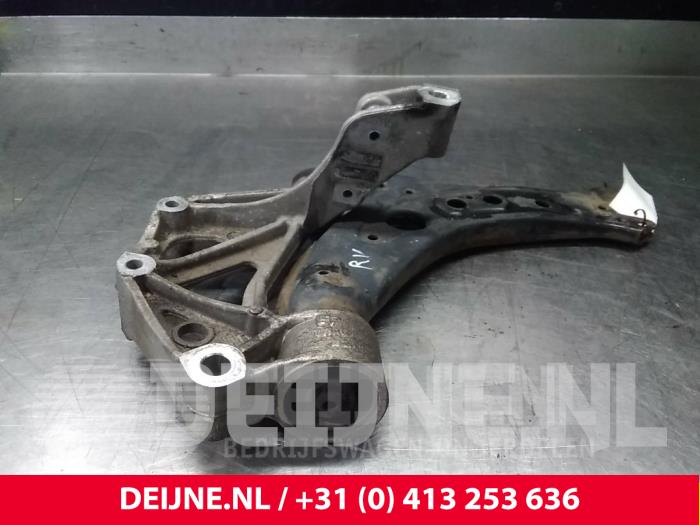 Volkswagen Polo Front lower wishbone, right O71959