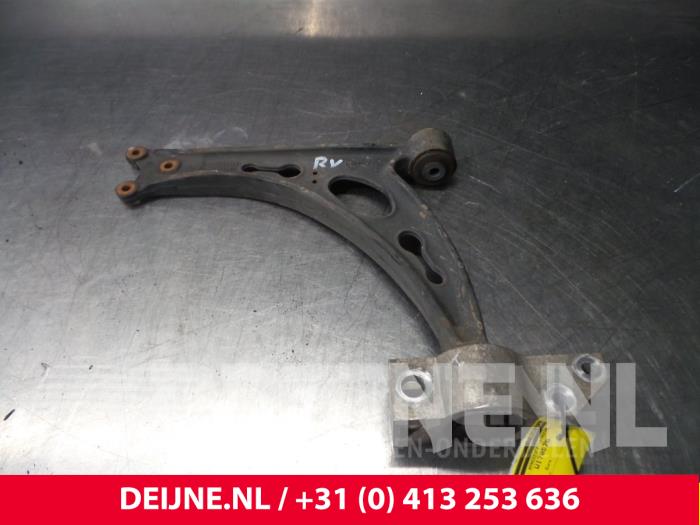 Volkswagen Eos Front lower wishbone, right O71962