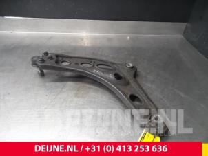 Nissan Primastar Draagarm onder rechts-voor O72039 foto 2