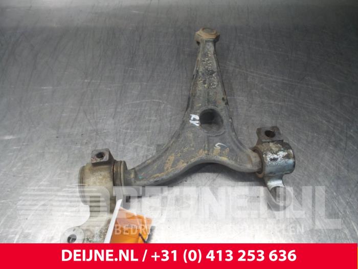 Citroen Jumpy Front lower wishbone, right O72067