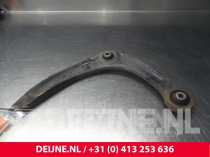 Peugeot Partner Querlenker unten rechts vorne O72076