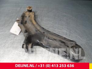 Renault Kangoo Querlenker unten rechts vorne O72091 foto 4