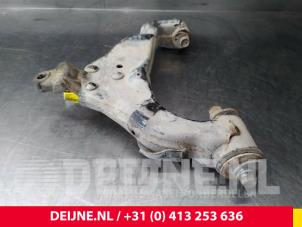 Toyota Dyna Draagarm onder rechts-voor O72103 foto 2