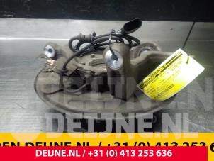 Mercedes C-Klasse Fusee rechts-achter O72114 foto 3