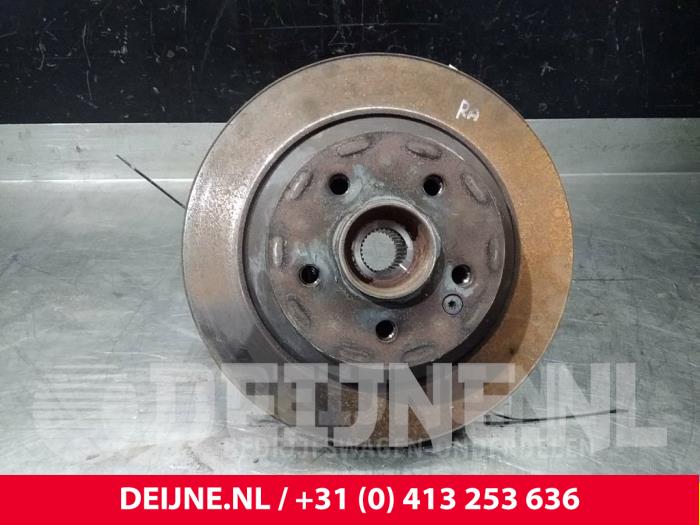 Mercedes Vito Fusee rechts-achter O72120
