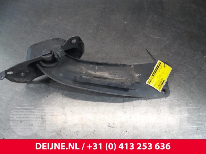 Volkswagen Passat Rear wishbone, right O72199