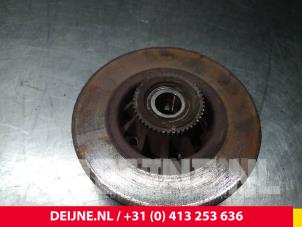 Opel Vivaro Wiellager achter O72213 foto 2