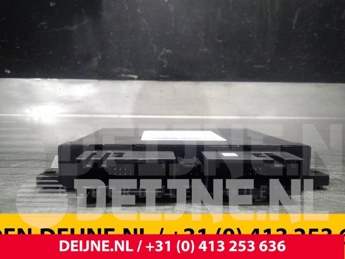 Hybride aandrijfeenheid - Mercedes C-Klasse