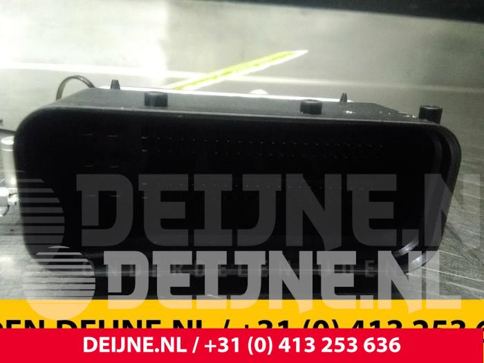 Adblue Computer van een Mercedes-Benz Vito (447.6) 1.6 109 CDI 16V 2018