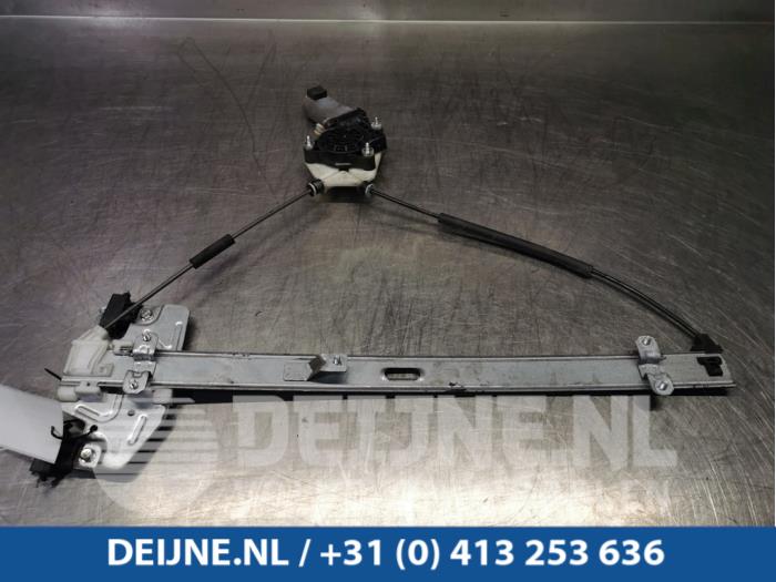 Hyundai H300 Fenstermechanik 2-türig links vorne O36841