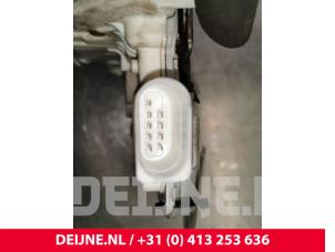 Audi A4 Door lock mechanism 4-door, front left O38864 photo 4