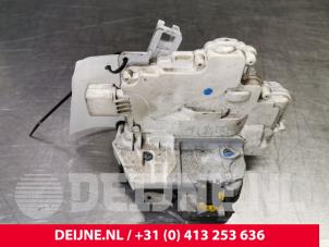 Audi A4 Deurslot Mechaniek 4Deurs links-achter O39016 foto 2