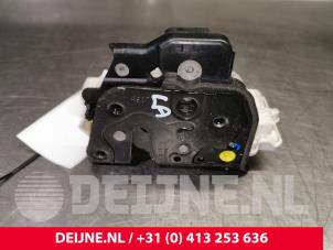 Audi A4 Deurslot Mechaniek 4Deurs links-achter O39016 foto 3