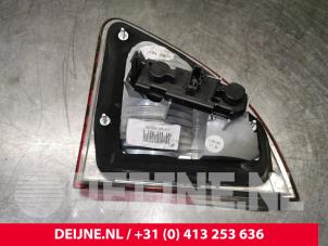 Ford Galaxy Achterlicht links O44002 foto 3