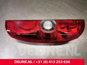 Fiat Doblo Achterlicht links O44227 foto 2