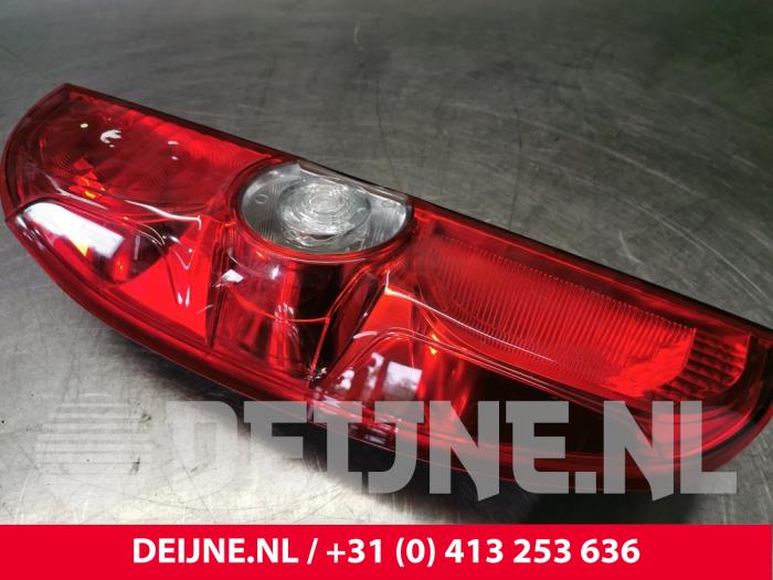 Fiat Doblo Taillight, right O44732