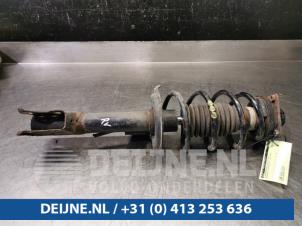 Mercedes A-Klasse Stoßdämpferstrebe rechts vorne O51684 foto 4