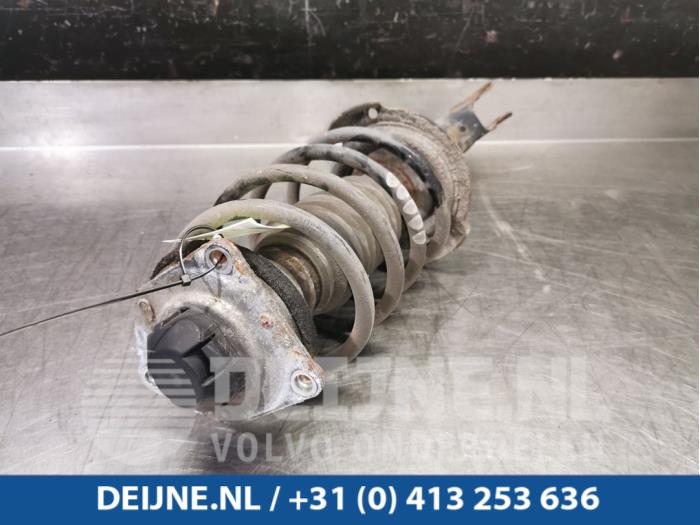 Mercedes A-Klasse Front shock absorber rod, right O51685