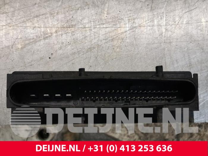 Gebruikte ABS Pomp Ford Transit Prijs € 48,40 Inclusief btw aangeboden door van Deijne Onderdelen Uden B.V.
