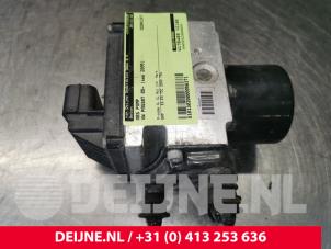 Volkswagen Passat ABS Pumpe O56371 foto 2