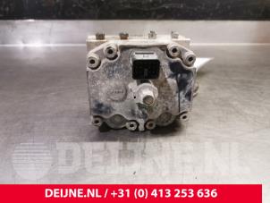 Renault Mascott ABS Pomp O56686 foto 2