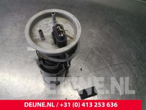 Volkswagen Passat Electric fuel pump O63134 photo 3