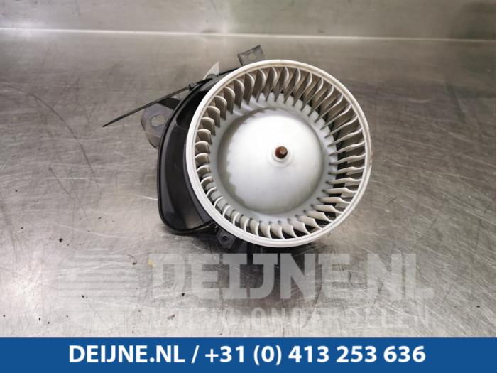Fiat Doblo Kachel Ventilatiemotor O67323