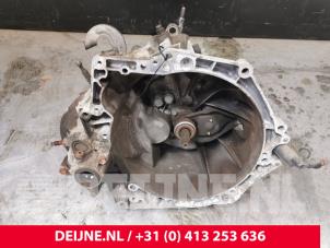 Citroen Berlingo Getriebe O68910 foto 2