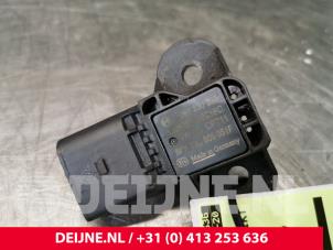 Volkswagen Transporter Mapping sensor (intake manifold) O72400 photo 4