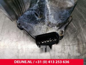 Volkswagen Transporter Gasklephuis O72401 foto 4