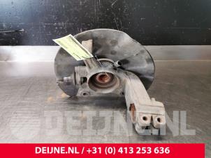 Volkswagen Transporter Achsschenkel links vorne O72411 foto 2