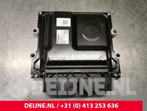 Volvo XC60 Engine management computer O72420 photo 3