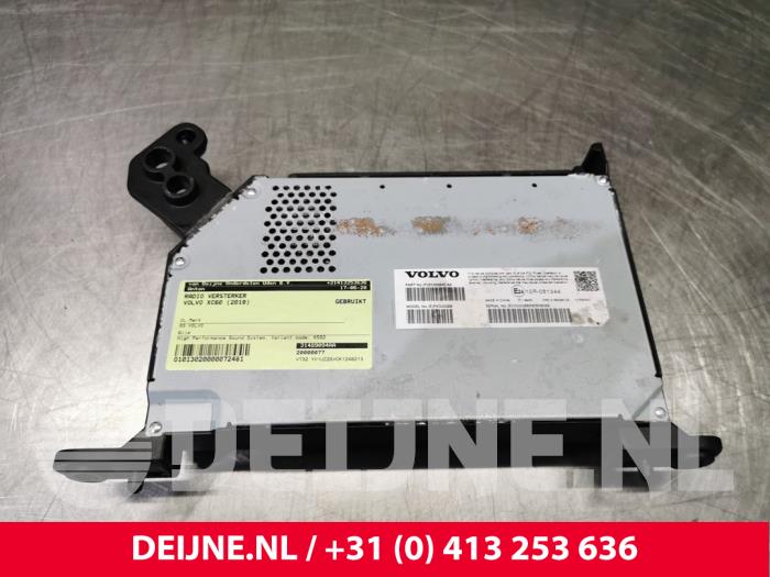 Volvo XC60 Radio amplifier O72481