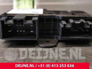 Volvo XC60 Module achterklep motor O72517 foto 3
