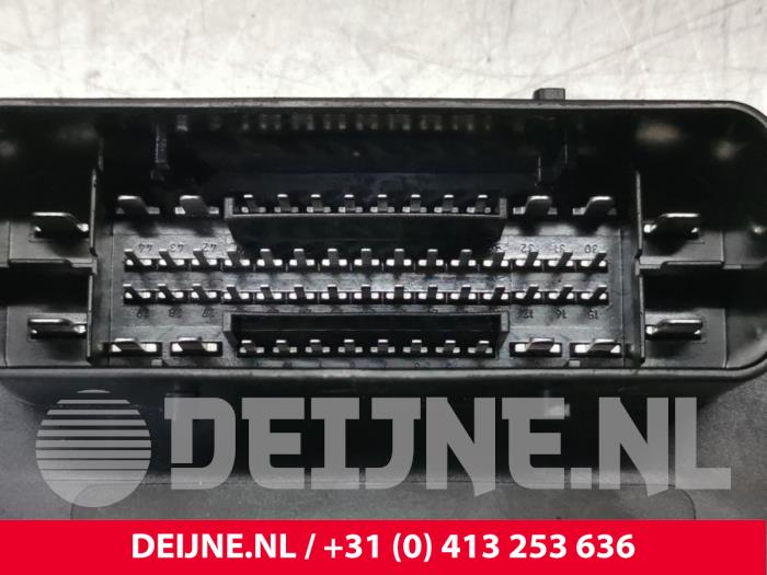 Gebruikte ABS Pomp Volvo XC60 II (UZ) 2.0 T5 16V AWD Prijs € 450,00 Margeregeling aangeboden door van Deijne Onderdelen Uden B.V.