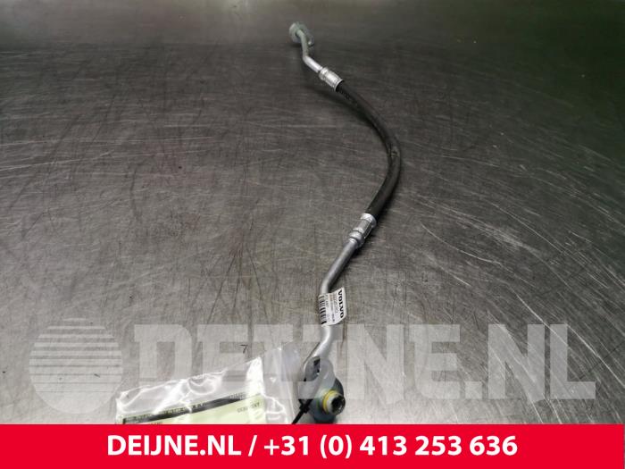 Volvo XC60 Air conditioning line O72628