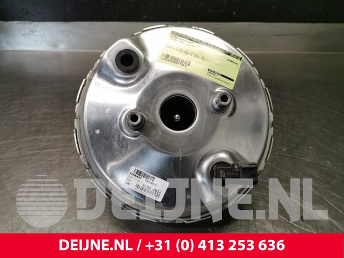 Volvo XC60 Bremskraftverstärker O72675