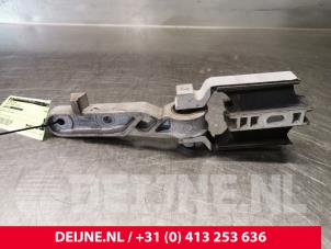 Gebruikte Motorrubber Volvo XC60 II (UZ) 2.0 T5 16V AWD Prijs € 20,00 Margeregeling aangeboden door van Deijne Onderdelen Uden B.V.