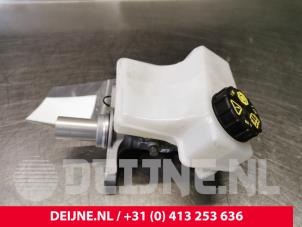 Volvo XC60 Hoofdremcilinder O72674 foto 2