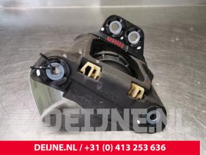 Gebruikte Motorsteun Volvo XC60 II (UZ) 2.0 T5 16V AWD Prijs € 20,00 Margeregeling aangeboden door van Deijne Onderdelen Uden B.V.