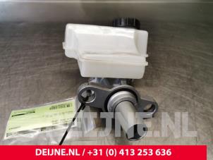 Gebruikte Hoofdremcilinder Volvo XC90 II 2.0 D5 16V AWD Prijs € 90,00 Margeregeling aangeboden door van Deijne Onderdelen Uden B.V.