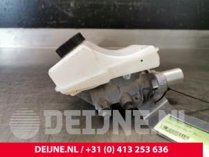 Volvo XC90 Hauptbremszylinder O72796 foto 2